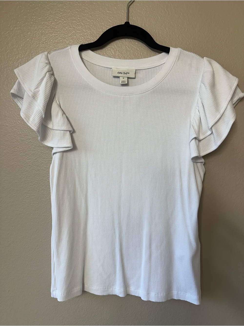 ON 34th White Ruffle Sleeve Ribbed Top